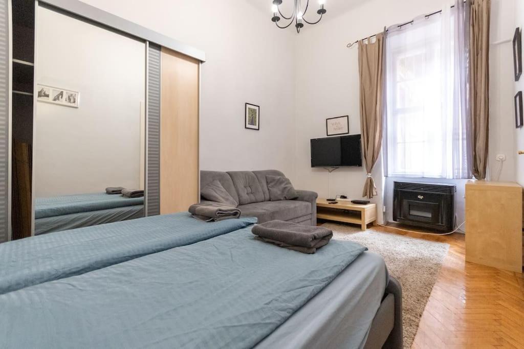 Kofarago Apartment *